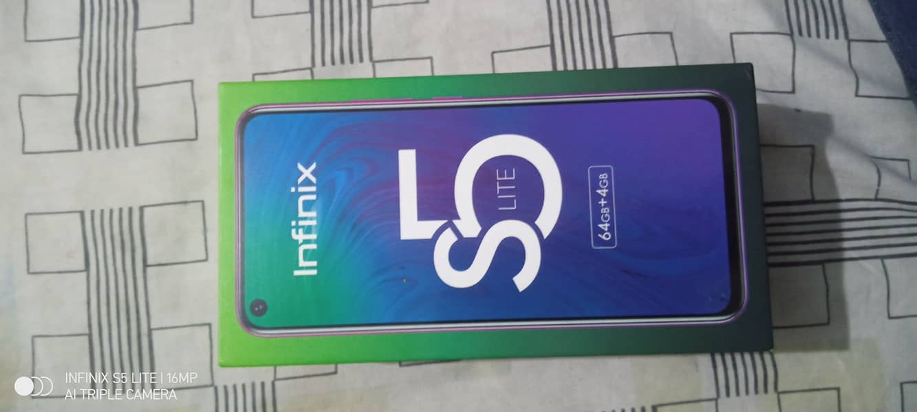 Infinix s5 lite (4 64) 1