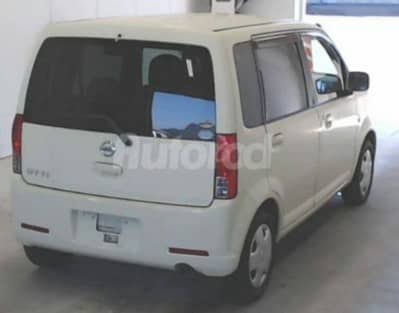 Nissan Otti 660cc automatic. 2015/2012. like a new car