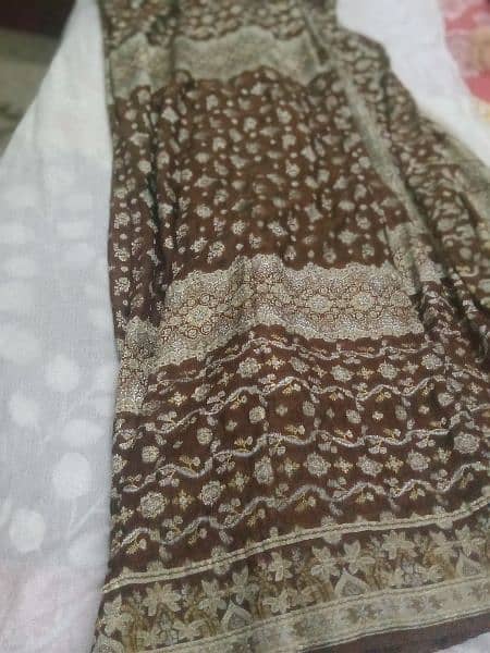 heavy banarsi saree (stiched) 4