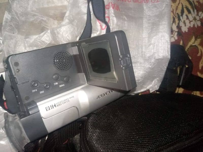 Samsung video handi cam for sale good condition 8