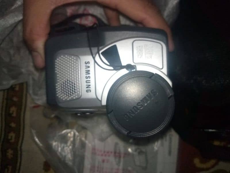 Samsung video handi cam for sale good condition 12