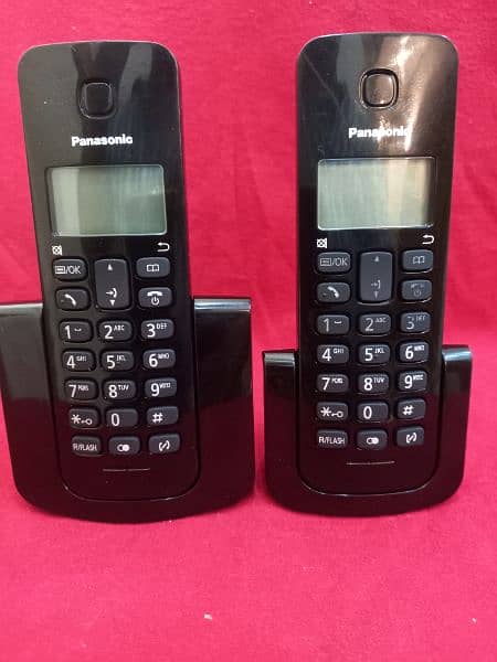 twin cordless phone with prosion of intercom 1