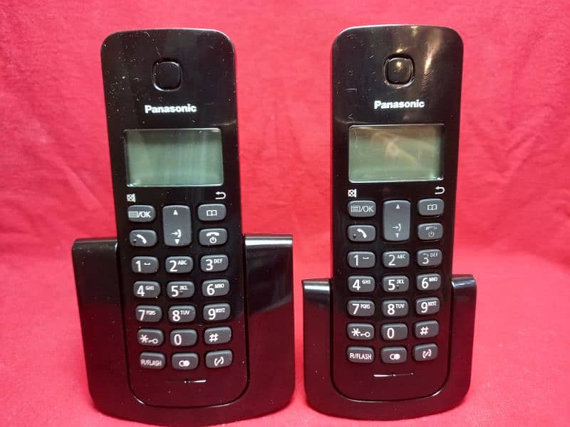 twin cordless phone with prosion of intercom 3