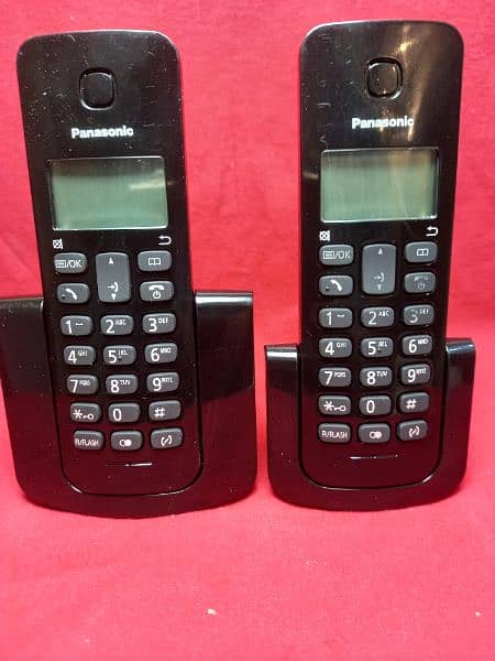 twin cordless phone with prosion of intercom 4