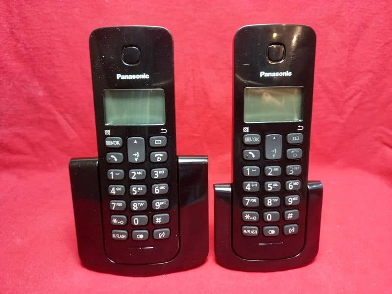 twin cordless phone with prosion of intercom 5