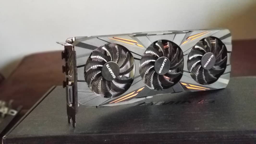 Nvidia Geforce GTX 1070 G1 Gigabyte 8(GB) OC Edition 3 Fan 9