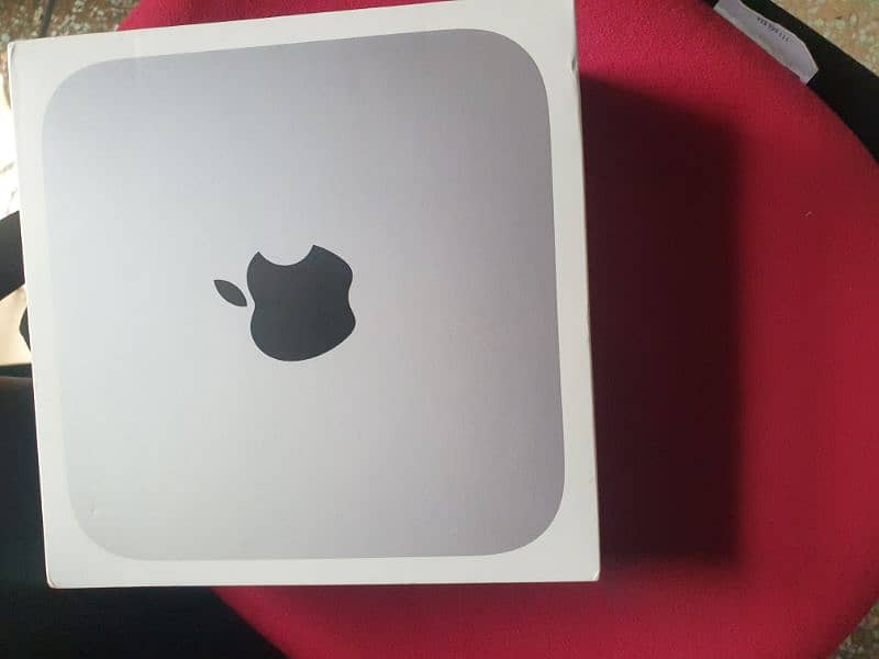 M1 Mac Mini 8GB RAM 256GB SSD 4