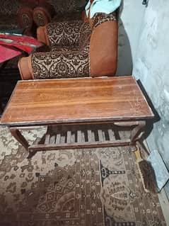 table with good condition 0