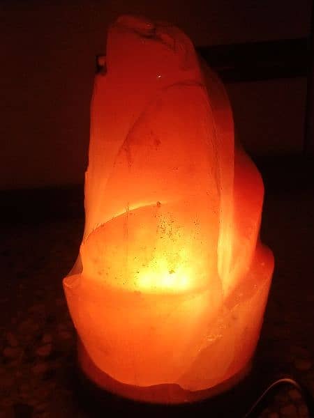 Wholesale Salt Lamps and Edible/Cooking salt is available with COD 4