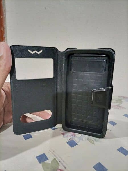 Back and front protective case of any 5 or 5.5 inch mobile. 2