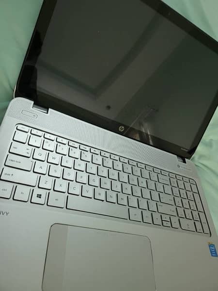 HP Envy M6 laptop 1