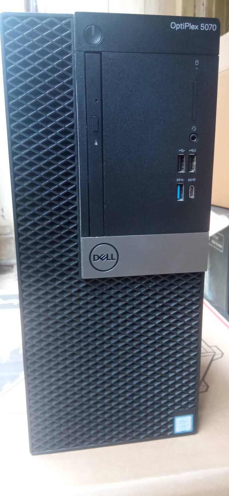 Dell optiplex 5070 Tower 9th Gen intel i7 9700 500GB SSD 0