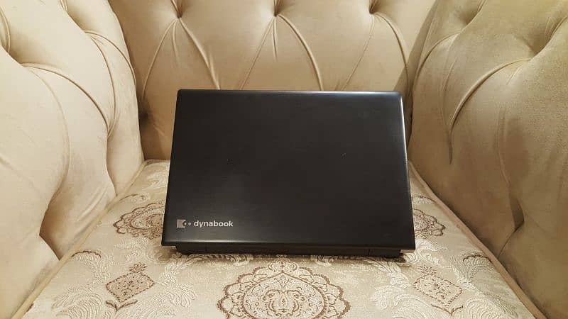 Toshiba laptop dynabook i5 4th gen 3