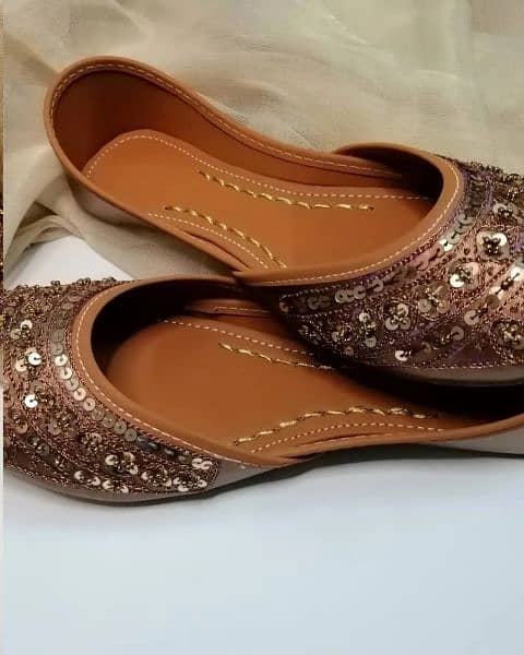 Handmade Khussas and Mojaris (free delivery) 7