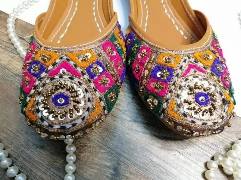 Handmade Khussas and Mojaris (free delivery) 12