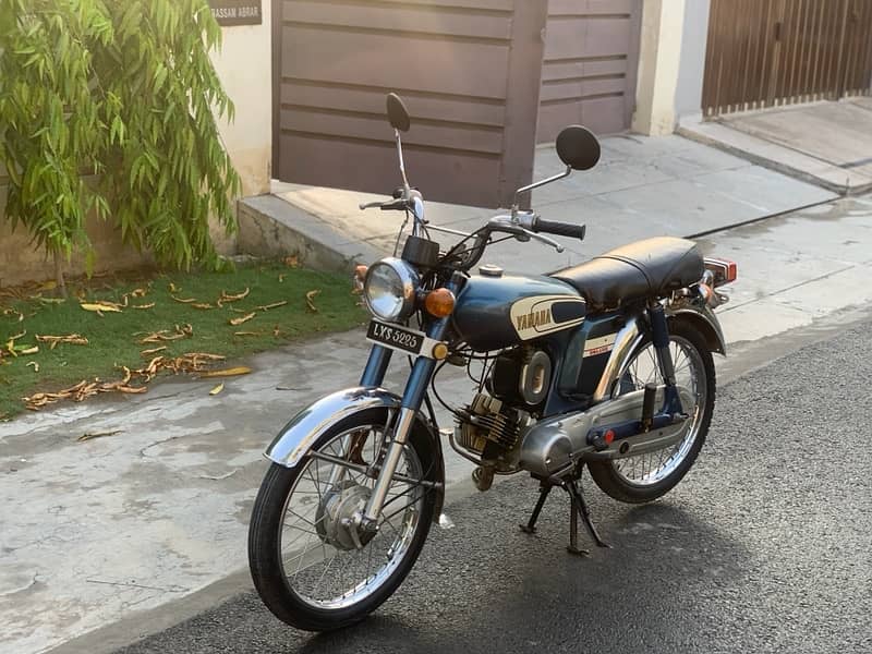 Yamaha deluxe 100 1980 model 4