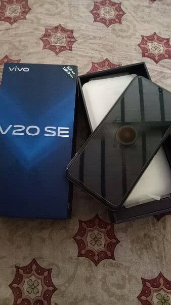 vivo v20 se 8/128 10/10 condition like New 1