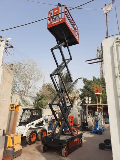 Electric Scissor Lift For Sale in Karachi Pakistan 0
