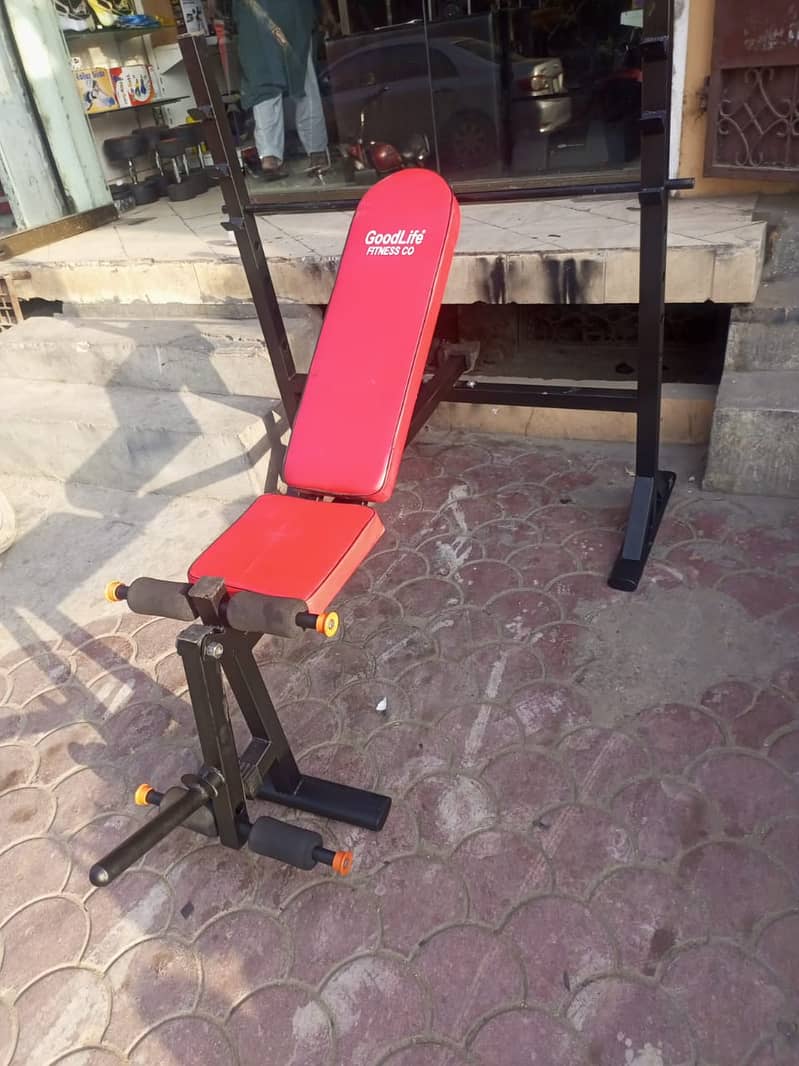 Home used power bench press incliend , flat with leg extensions GLF 0