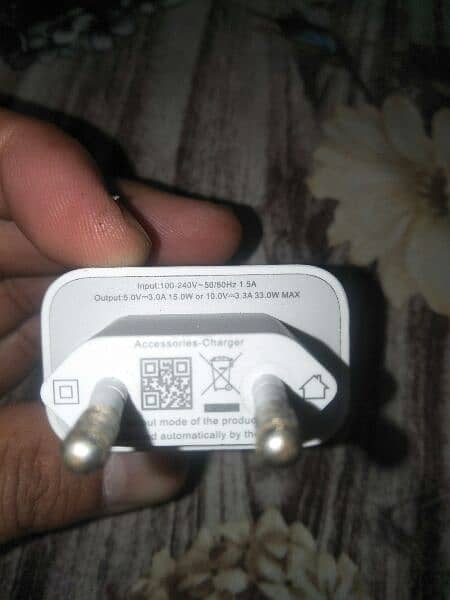 Infinix 33 Watt  Charger fast Charge 8