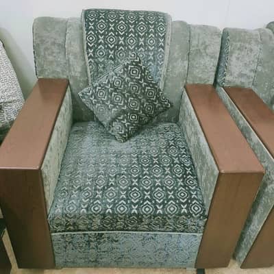 5 seater sofa. . .