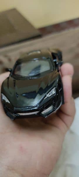 diecast model 1:32 scale 3