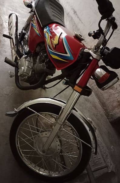 Honda Cg 125 - 125cc (model 2010) LAHORE Number 6