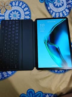 Xiaomi Pad 5 256GB with keyboard case