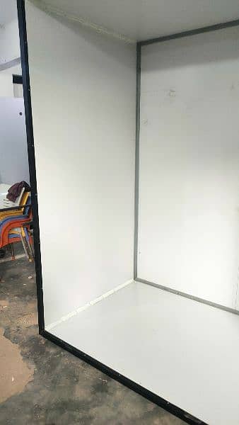 sandwich panels available for residential and commercial purposes