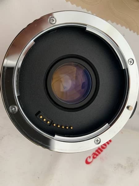Canon 2X AF Teleconverter lense 3