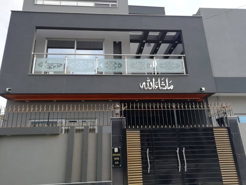 portions and houses available for rent. 7