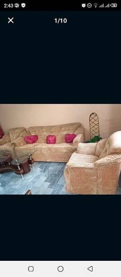 5 seater sofa set  in velvet fabric urgent sell