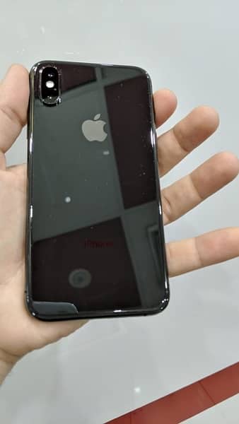 Iphone Xs Pta offical approved in mintt condition 2