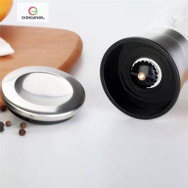 Manual Salt and Pepper Grinder bottles 7