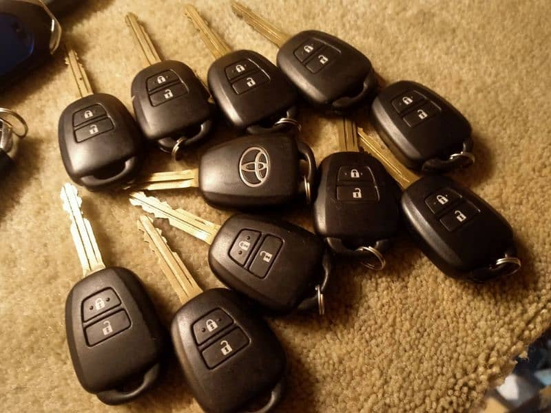 key maker/car remote key/Toyota/Honda/suzuki/Mercedes/audi 17