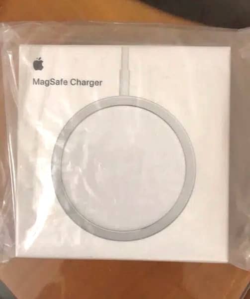 *** NEW ** Mag Safe Charger - Only For Sialkot 0