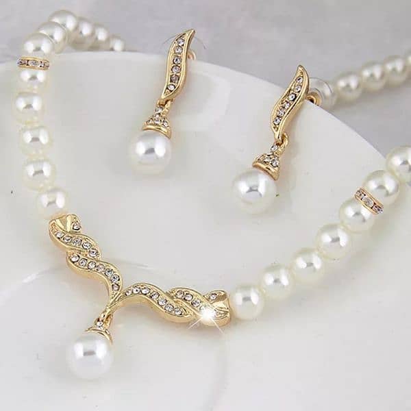 Creative Necklace & Earrings Wedding Bridal Pearl Jewelry Set 2