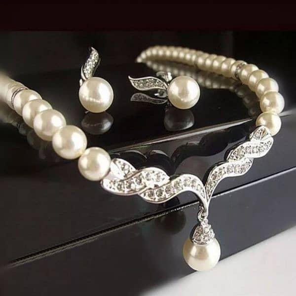 Creative Necklace & Earrings Wedding Bridal Pearl Jewelry Set 3
