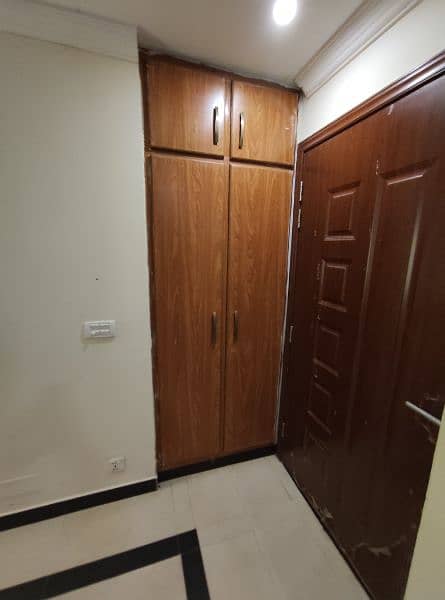 one bed fully furnished apartment for daily basis 11