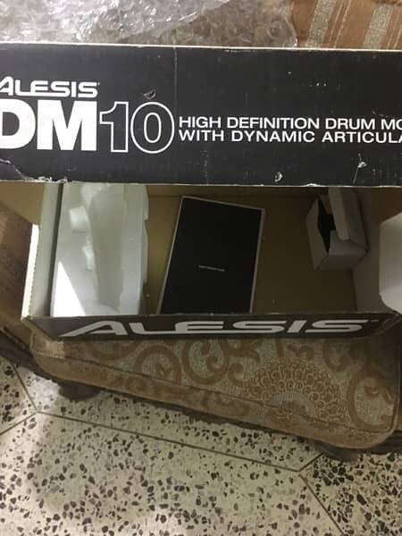 ALESIS DM-8  The Drum Processor 3