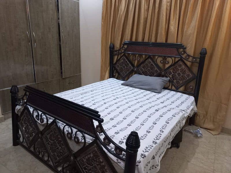 iron double bed 2