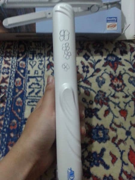 Original Anex Hair straightener. . . 2