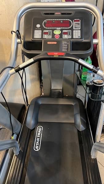 slightly used USA import commercial treadmill ( whole sale delaer ) 5