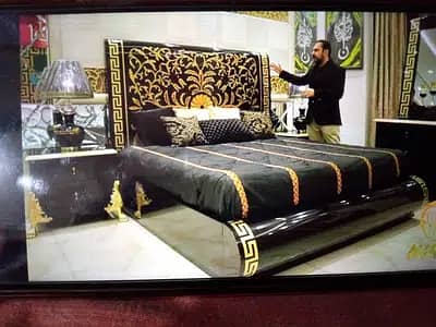 20000 versace bed