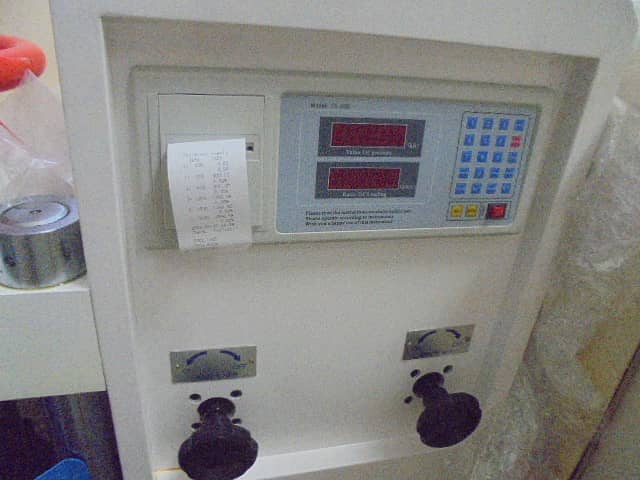 IMPORTED Digital Display Compression Testing Machine YES2000 2