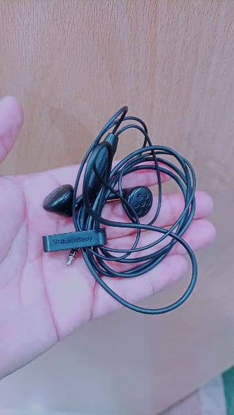 BlackBerry Handsfree Earphone  original genuine