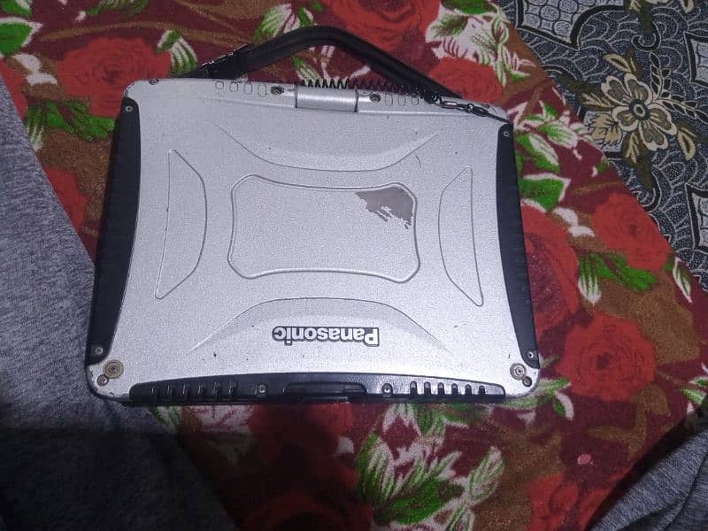 Rugged Power: Panasonic ToughBook Cf-19 - 4GB 19