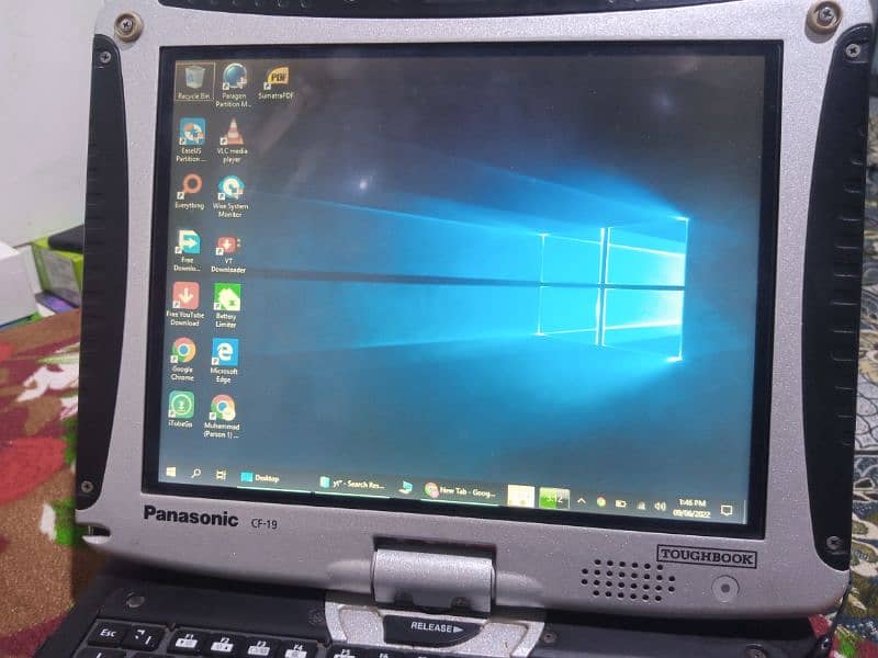 Rugged Laptop Panasonic ToughBook Cf19 - Core i5 3rd Gen - 4GB - 150GB 5
