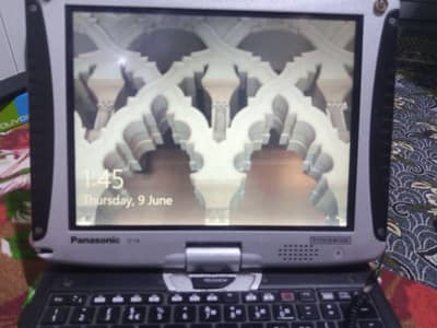 Rugged Laptop Panasonic ToughBook Cf-19 - 4GB / 300gb HD / i5 3RD GEN 6