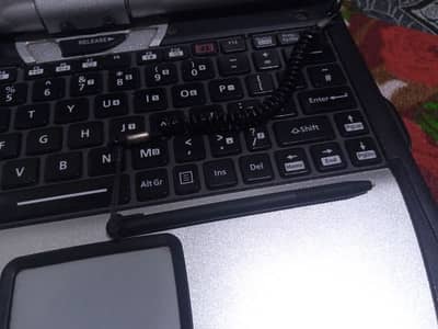 Rugged Laptop Panasonic ToughBook Cf-19 - 4GB / 300gb HD / i5 3RD GEN 7